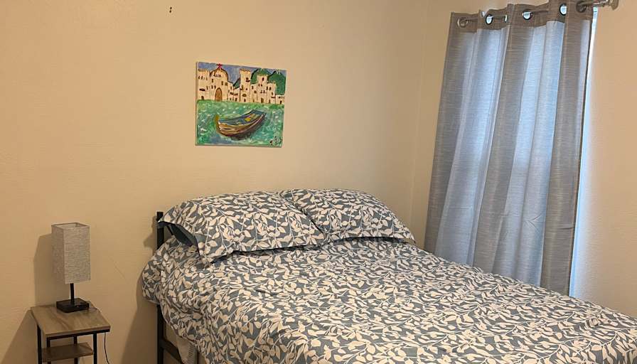 Eva's room