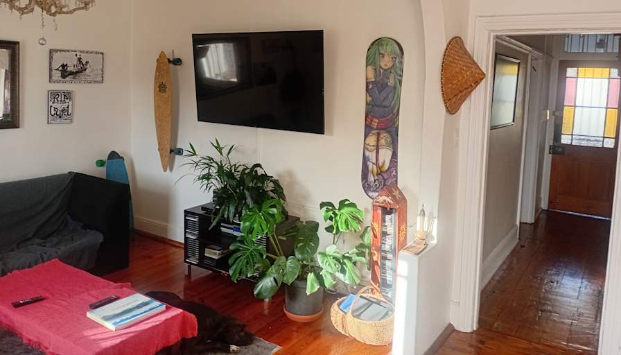 Dennis Ellis's room