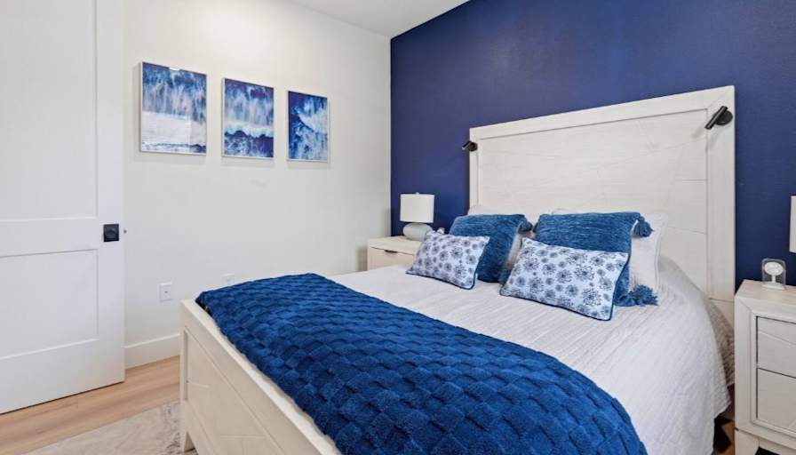 Talia's room