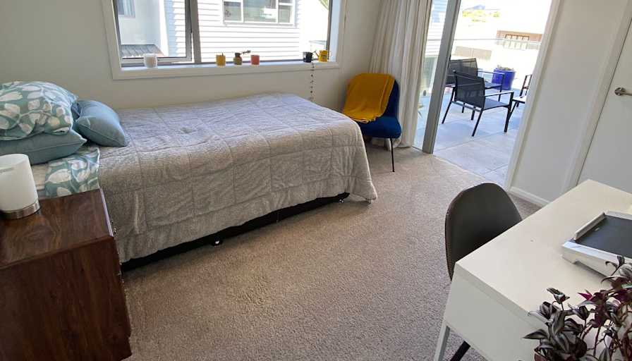 Jennifer's room