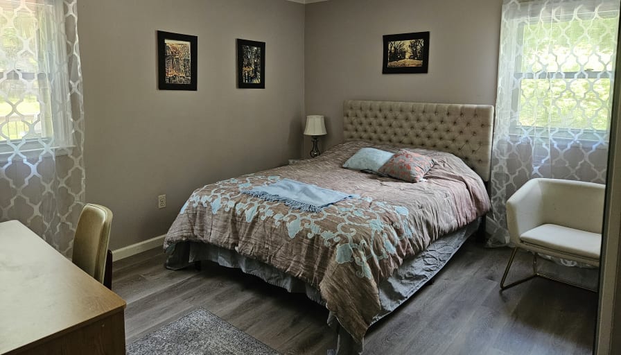 Petra's room