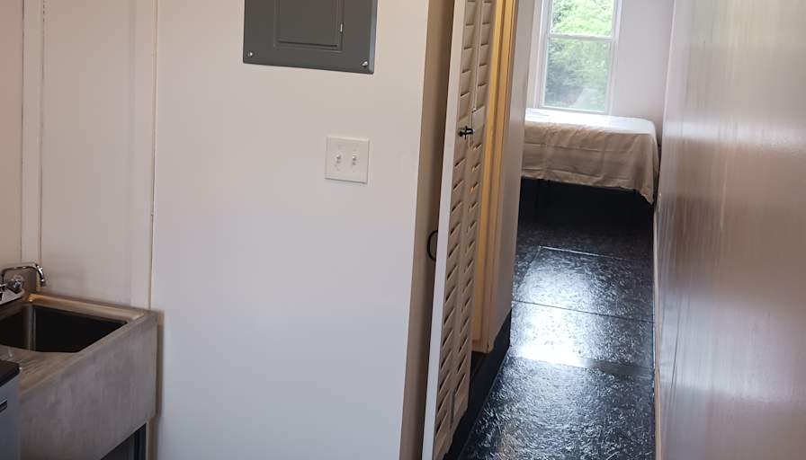 Lenny's room