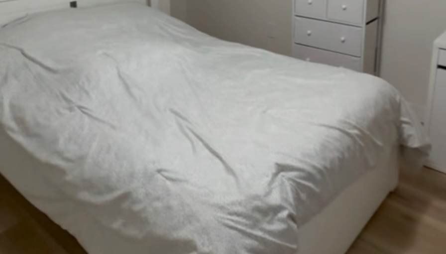 Chloe Kresovic's room