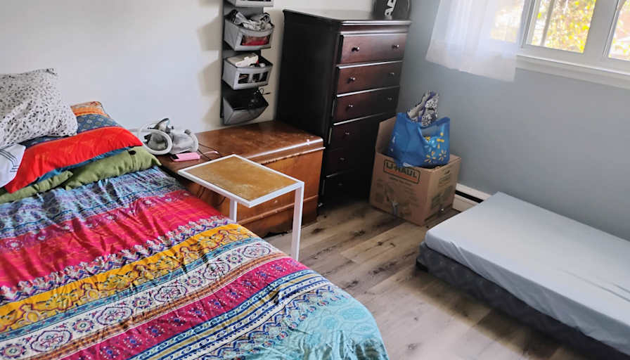 Luz Valz's room