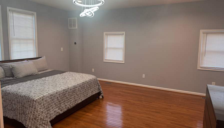 Jin's room