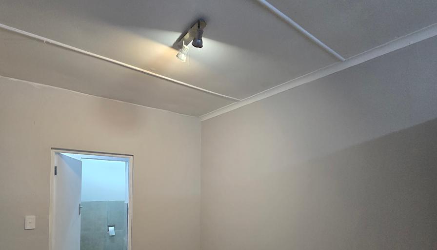Donovan's room