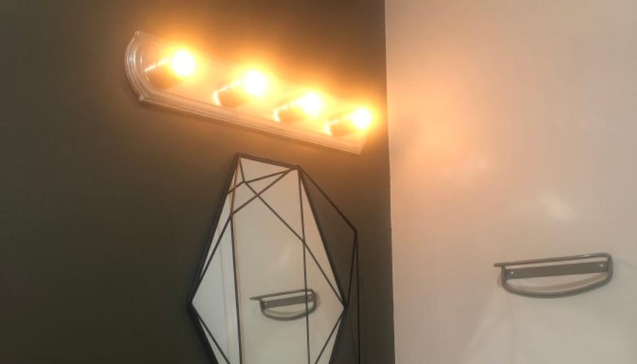 Vincent Molumby's room