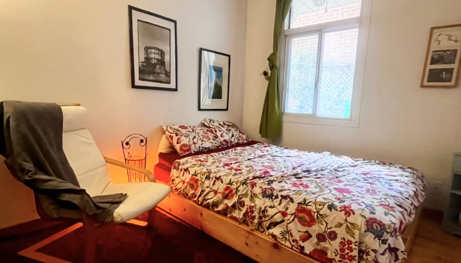 AA Khan's room