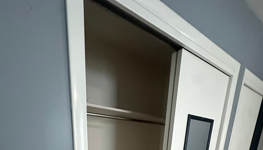 Jose's room