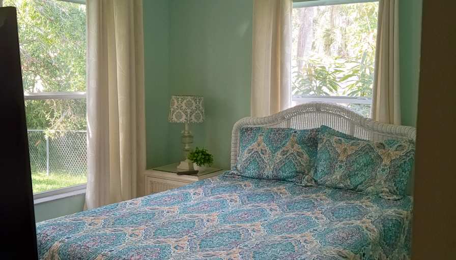 Lynda's room