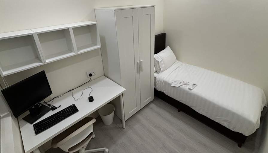 Harry Lee's room