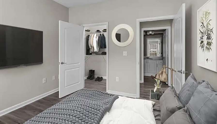 Ivan Donalds's room