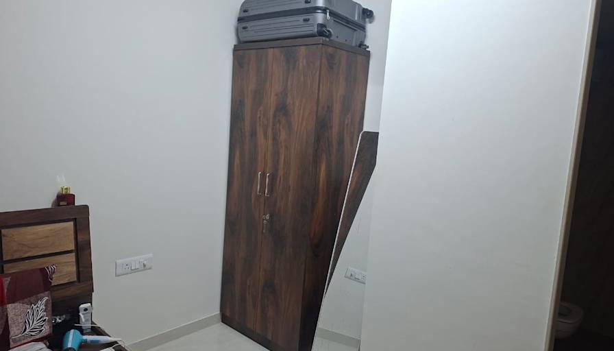 Atharva Kotkar's room