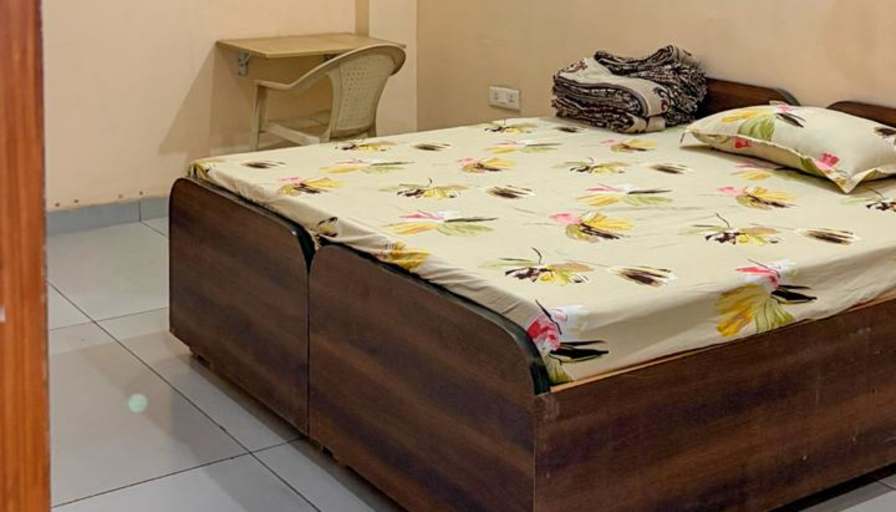 Shikhar's room