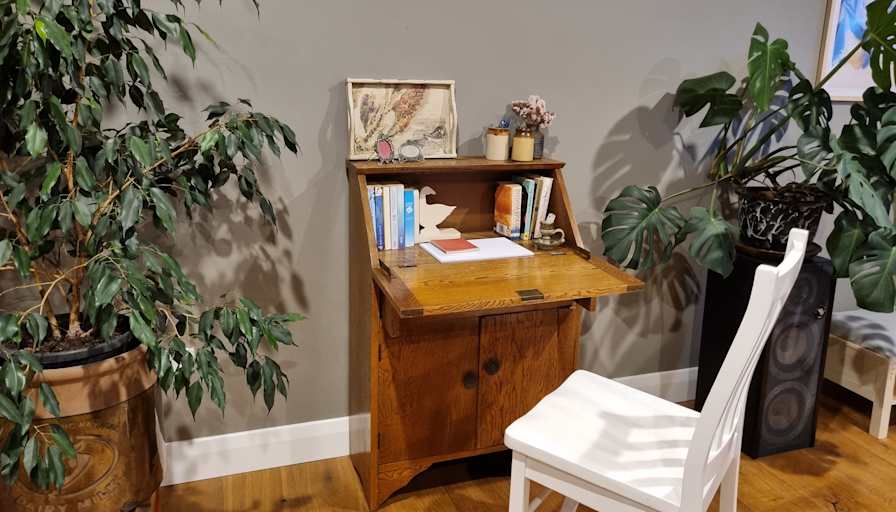 Sam Lamb's room