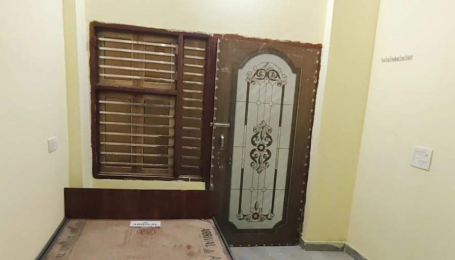 Harish Kumar's room