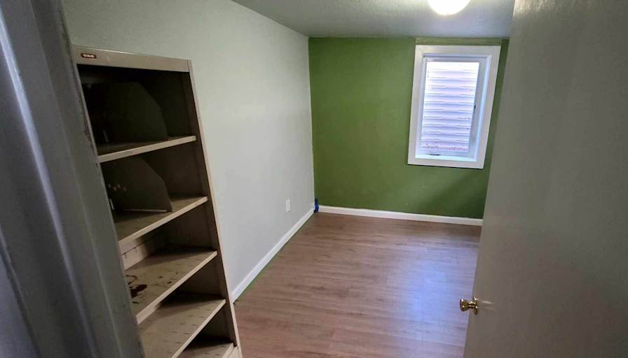 Carolyn's room