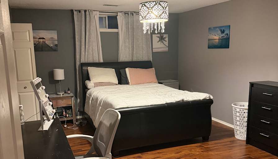 Alicia Alexandre's room