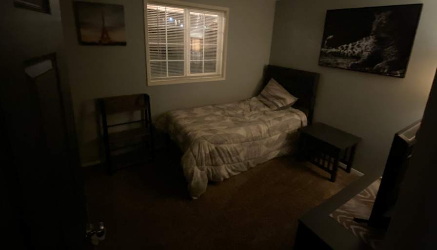 T. Christie's room