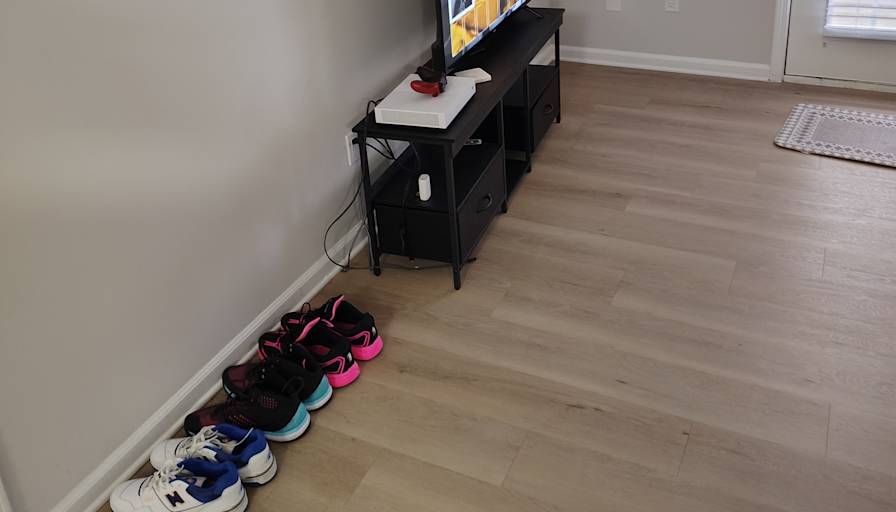 Kwan's room