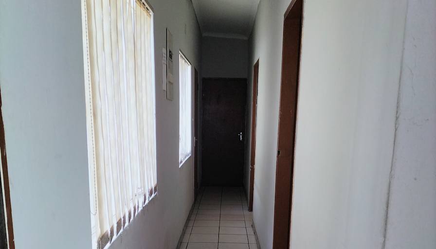 Jeanett's room