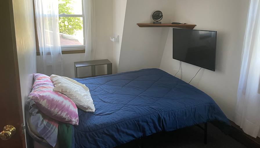 Homeport Rentals's room