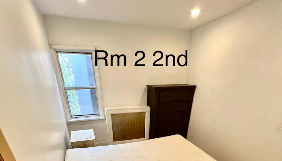 Rodney Property Manager's room