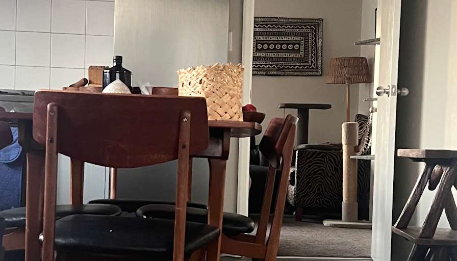 Donald Hollingsworth's room