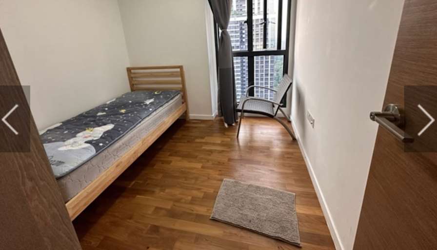 Stephanie's room