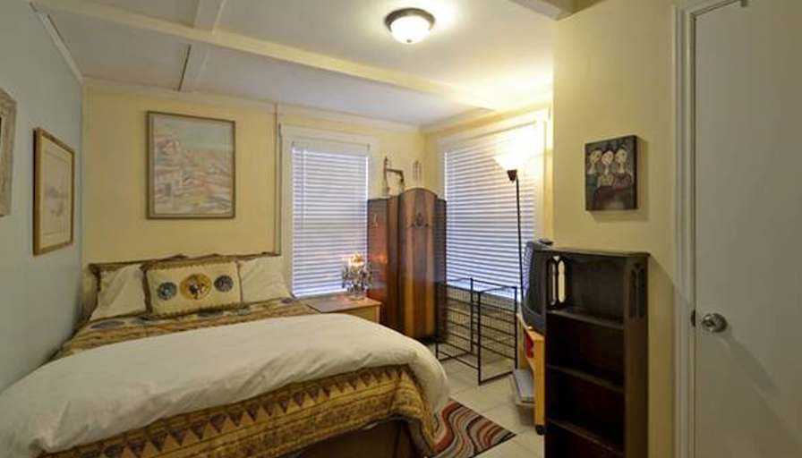 Lavonia's room