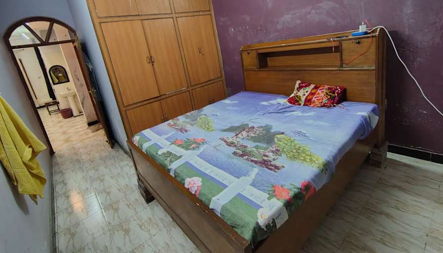 Sumit Shukla's room
