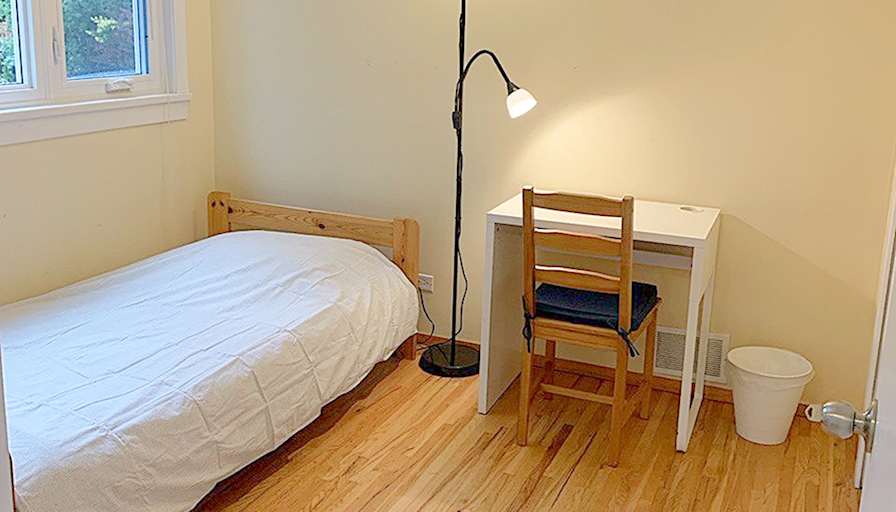 Shirin's room