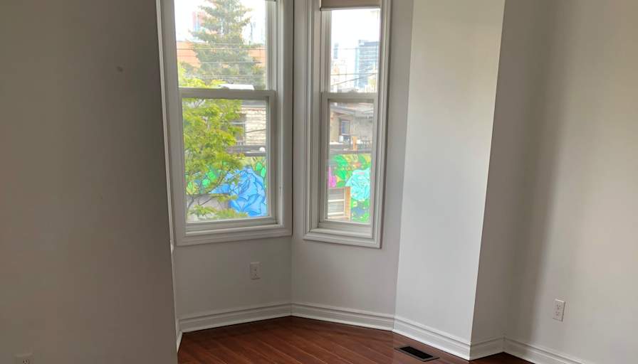 Yan's room
