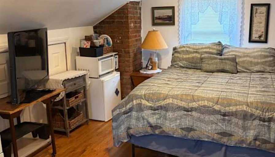 Roberta's room