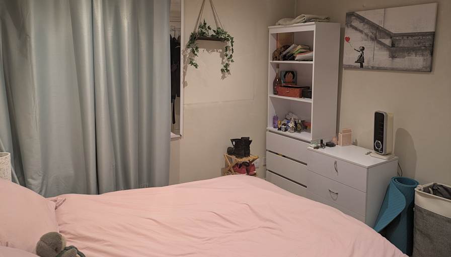 Pippa's room