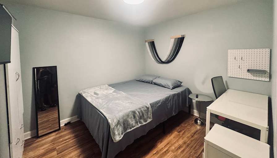 Cleo's room