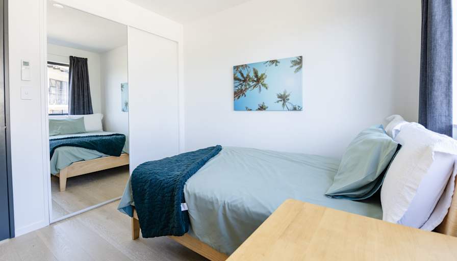 Ateria's room
