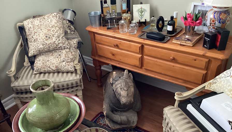 Jeffrey Pommer's room