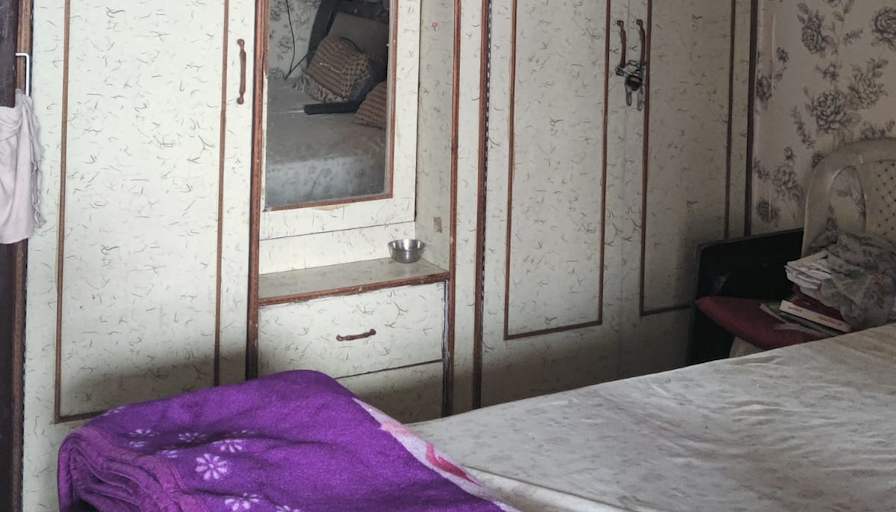 Pragya's room