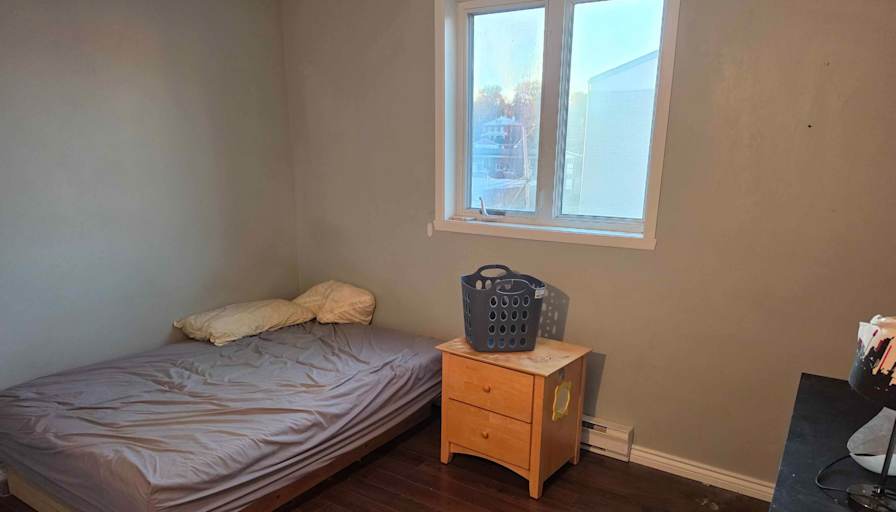 Kevin Gravel's room