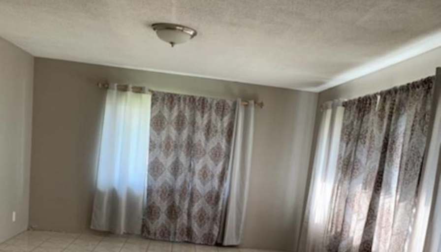 luisa's room