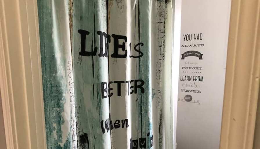 Caroline's room