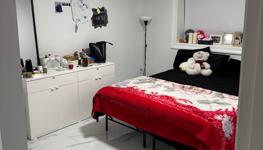 Simar's room
