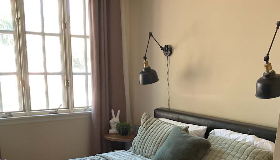 Olympia DeCarlo's room
