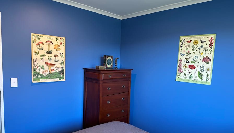 Lavender Rose Retreat's room