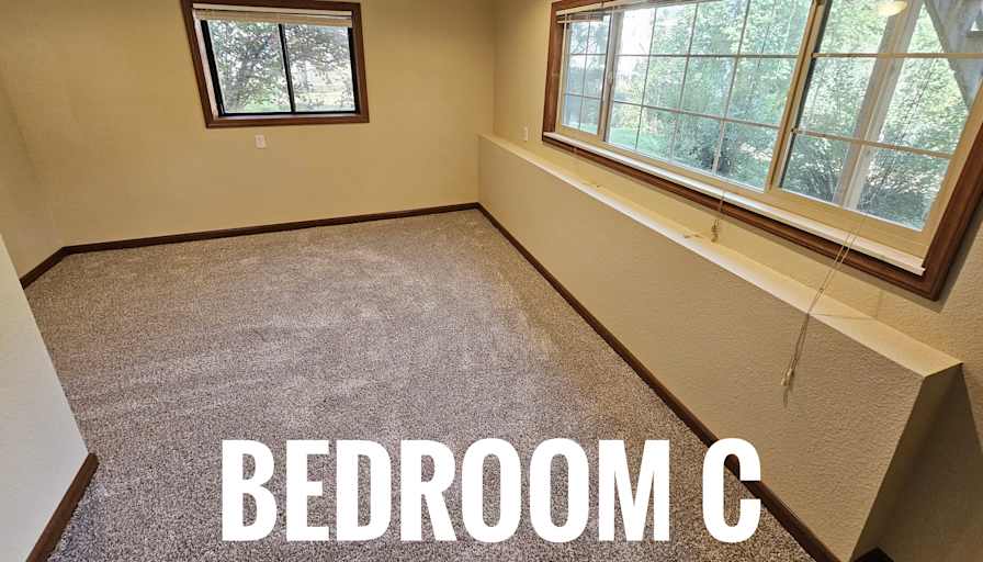 HomeCrew's room