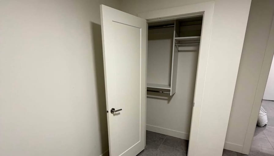 JAGDISH SINGH's room