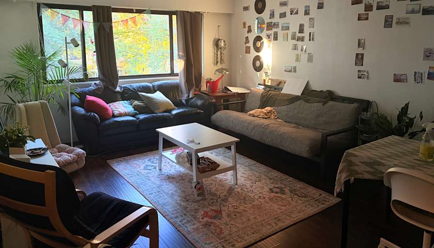 Malacha May Leonard-Stegman's room