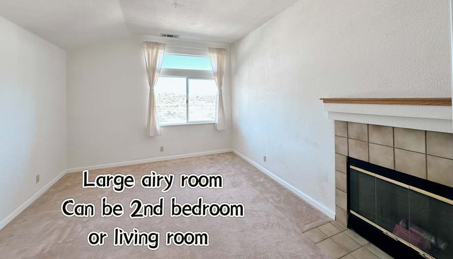 Rena's room