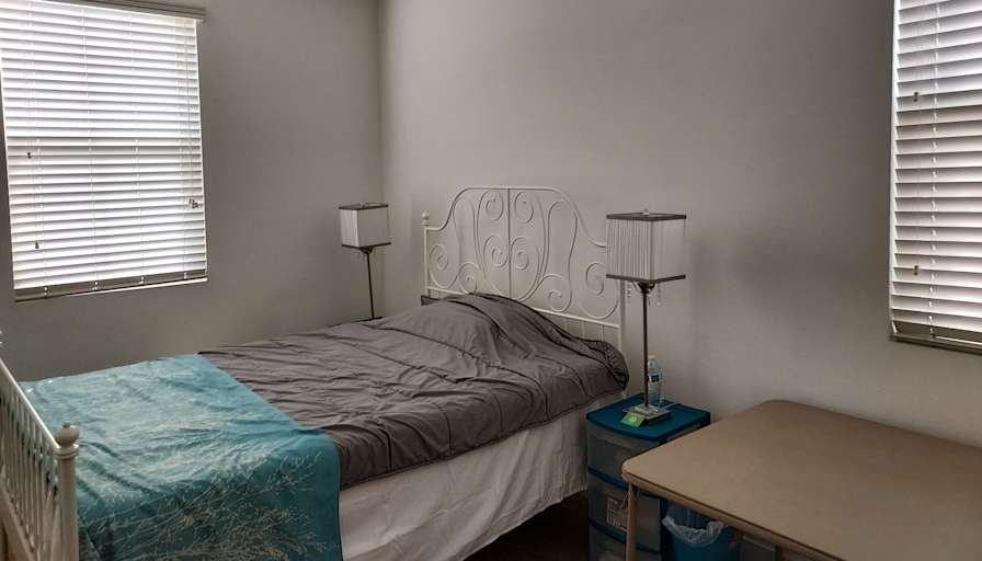 Simon's room